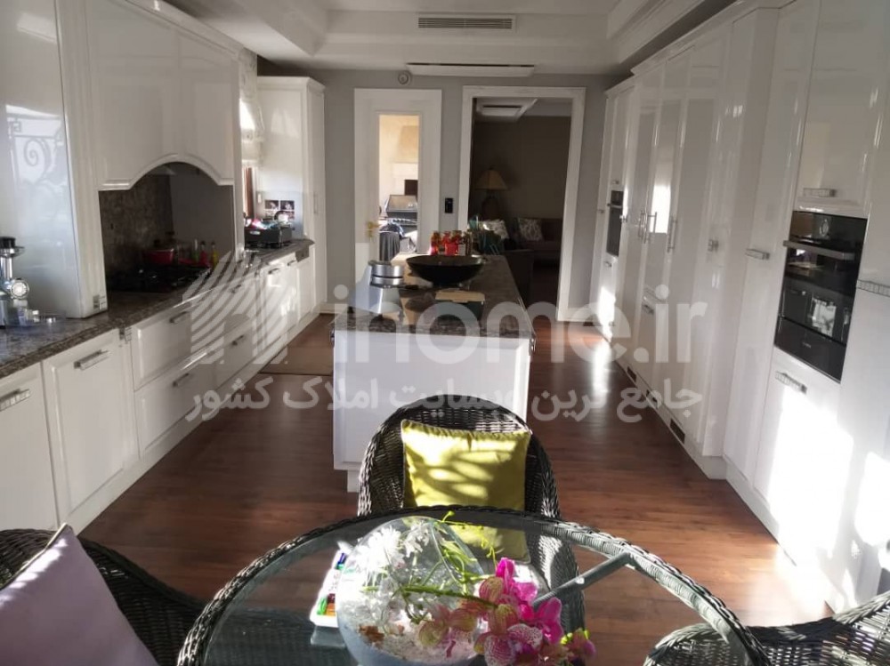 ÙØ±Ø´ØªÙ‡ Ú†Ù†Ø§Ø±Ø§Ù† 340 Ù…ØªØ± Ø§Ú©Ø§Ø²ÛŒÙˆÙ†